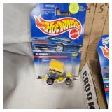 Lot of Hotwheels Cars (13)