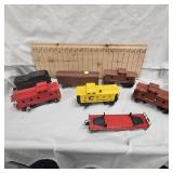 Lot of 7 Lionel Box Cars, Caboose, Etc