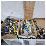 Adjustable Wrench tool lot with 5 balls