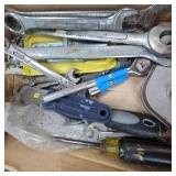 Adjustable Wrench tool lot with 5 balls