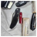 Lot of Pocket knives (5)