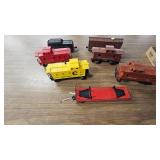 Lot of 7 Lionel Box Cars, Caboose, Etc