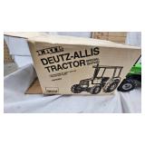 Ertl Deutz-Allis Tractor 1:16 with Box