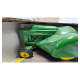 Ertl John Deere Model 60 Orchard Tractor with Box