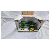 John Deere-Spec Cast w/box-1:16 Unstyle L Tractor