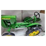 John Deere-Spec Cast w/box-1:16 Unstyle L Tractor