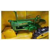 Ertl John Deere Model "BN" 1:16