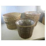 (EC1) 3 Wicker Planter Baskets  - 2...