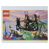 COMPLETE Vintage LEGO Pirate Playset #1