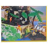 COMPLETE Vintage LEGO Pirate Playset #1