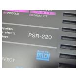 Working YAMAHA Model PSR-220 Electric Keyboard