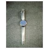 Brand New  Geneva minimalist fashion quartz watch.