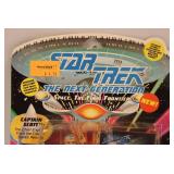 Star Trek Next Generation Vintage Play Mates Skybox Captain Scott W/Collector Card New Sealed