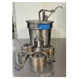 Sauce Dispenser