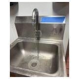 AERO sink 17w x 15 1/4d x 39h