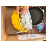 Lot of Flower Bowl/Yellow bowl & Pan