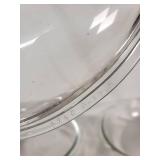 Set of Pyrex Glass Baking Dishes with Lids