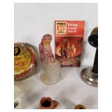 Collection of Vintage Collectibles including Knott
