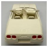 AMT Ertl Promo Car 1991 Chevrolet Corvette Convertible (Cascade White) New Old Stock