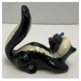 Vintage Collectible Ceramic Arts Sudio Mother Skunk And Family From BAMBI 2" & 3"