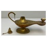 Vintage Etched Brass Aladdin Genie Style Oil Lamp 4" x 5" x 9"
