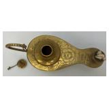 Vintage Etched Brass Aladdin Genie Style Oil Lamp 4" x 5" x 9"