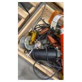 Overhead Crane With 1/2 Ton Hoist With Remote - Works