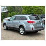 2012 SUBARU OUTBACK 2.5I PREMIUM *All Wheel Drive | No Accidents Reported* (NO RESERVE)