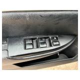 2012 SUBARU OUTBACK 2.5I PREMIUM *All Wheel Drive | No Accidents Reported* (NO RESERVE)