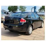 2010 FORD FOCUS SE *128k Miles | No Accidents Reported* (NO RESERVE)