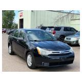 2010 FORD FOCUS SE *128k Miles | No Accidents Reported* (NO RESERVE)