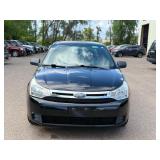 2010 FORD FOCUS SE *128k Miles | No Accidents Reported* (NO RESERVE)