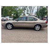 2002 FORD TAURUS SE *115k Miles* (NO RESERVE)