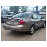 2002 FORD TAURUS SE *115k Miles* (NO RESERVE)