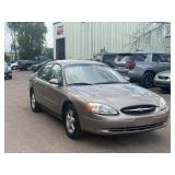 2002 FORD TAURUS SE *115k Miles* (NO RESERVE)