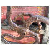 Antique Hand Crank Cast Iron & Wood Corn Sheller Machine