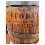 Very Nice antique Oak Barrel Butter Churn - "The Favorite"