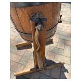Very Nice antique Oak Barrel Butter Churn - "The Favorite"