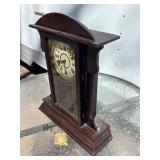 Antique Mantel Clock w/Pendulum & Key