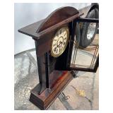 Antique Mantel Clock w/Pendulum & Key