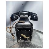 Old Vintage Wall Mount Bakelite Hand Crank Beehive Telephone