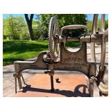 Excellent Antique DAZEY Churn