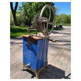 Excellent Antique DAZEY Churn