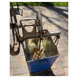 Excellent Antique DAZEY Churn