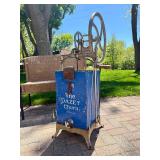 Excellent Antique DAZEY Churn