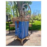 Excellent Antique DAZEY Churn
