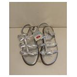 CAT & JACK KIDS SANDALS SIZE 5 SILVER