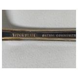 Oneida Community Tudor Plated Flatware (91pc Set)