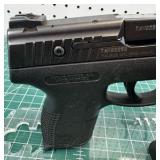 Taurus PT 111 Pro 9MM Semi Auto Pistol w/ Magazine
