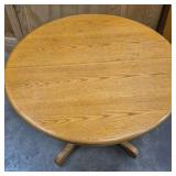 round dining table